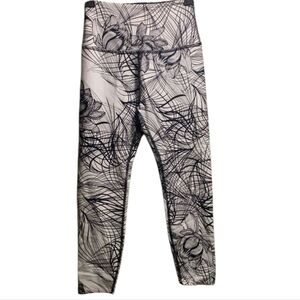 Beyond Yoga Floral Lotus High Rise Reversible Womens Leggings